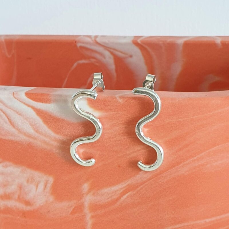 recycled silver maxi wiggle earrings 2