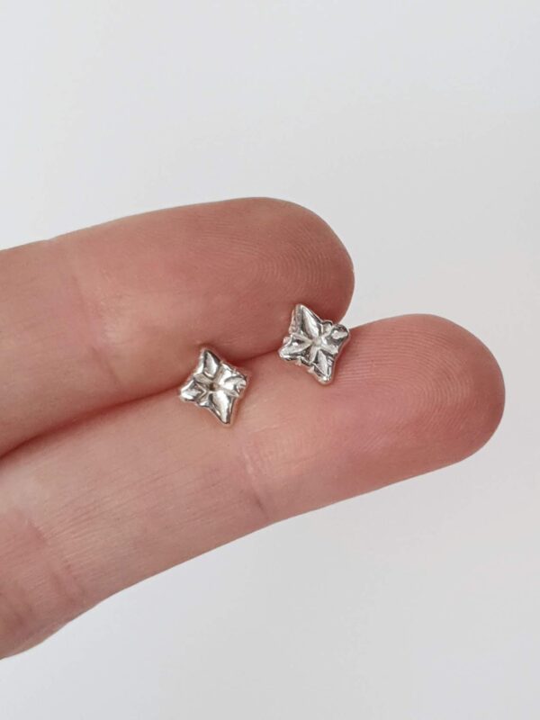 north-star-baby-studs-02