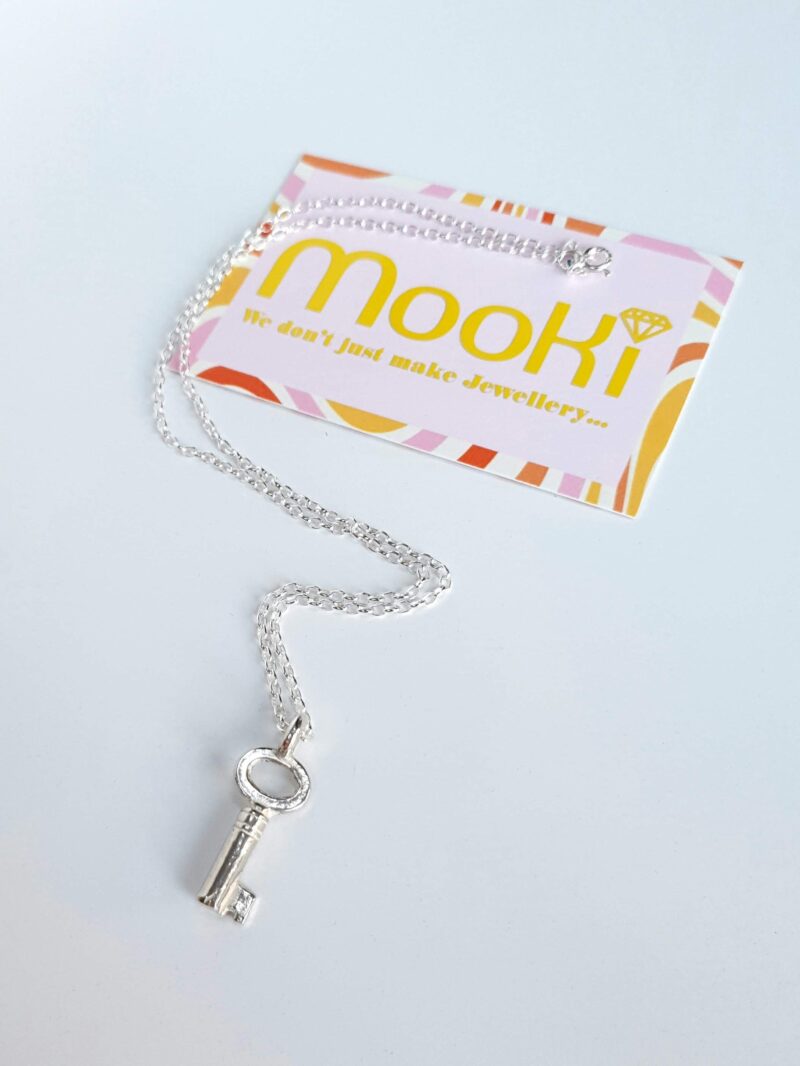 KEY-OF-LIFE-MOOKI-BELCHER-PENDANT-NECKLACE-05