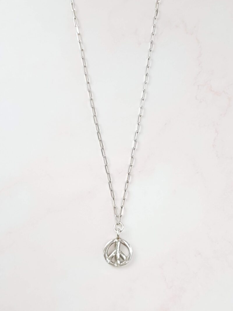 mooki maxi paperclip peace necklace