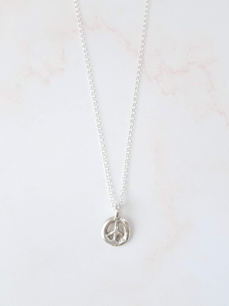 mooki midi peace necklace belcher