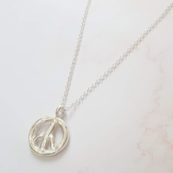 mooki jewellery maxi peace belcher necklace