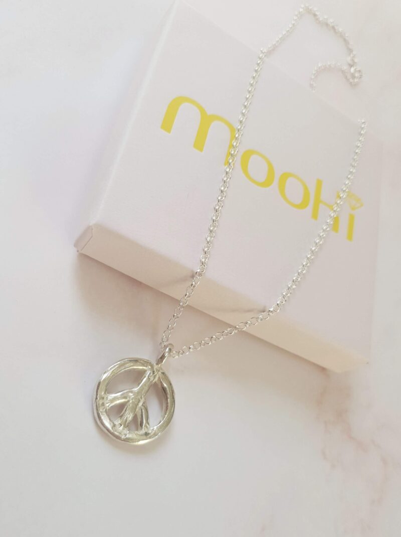 mooki jewellery maxi peace belcher necklace