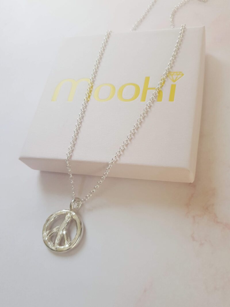 mooki jewellery maxi peace belcher necklace