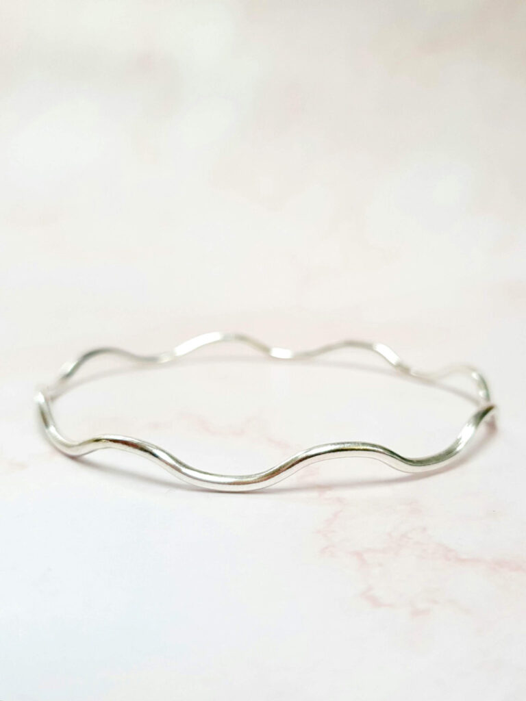 mooki jewellery neptune wave ocean wiggle bangle