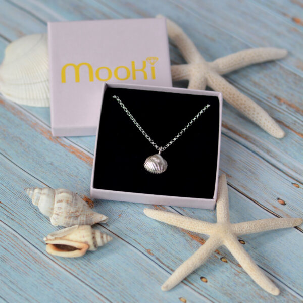 midi shell necklace pendant belcher chain mooki jewellery waltham grimsby jewellers handcrafted silver cleethorpes beach