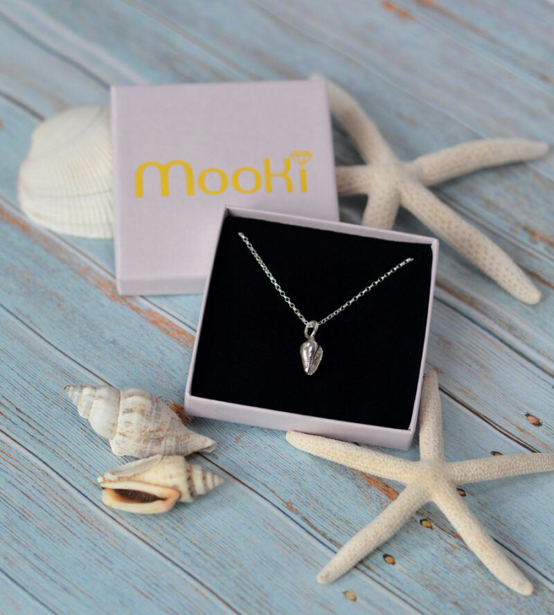 conch shell necklace pendant belcher chain mooki jewellery waltham grimsby jewellers handcrafted silver cleethorpes beach