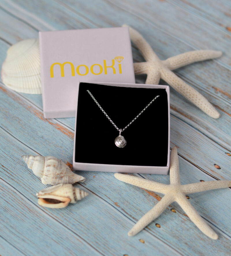 baby shell trio necklace pendant belcher chain mooki jewellery waltham grimsby jewellers handcrafted silver cleethorpes beach