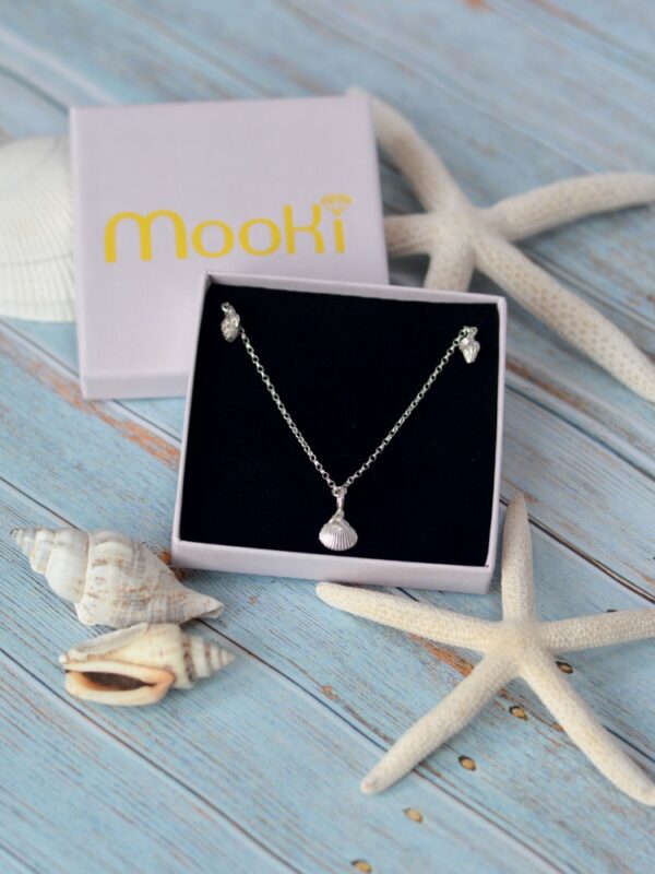 baby shell trio necklace pendant belcher chain mooki jewellery waltham grimsby jewellers handcrafted silver cleethorpes beach