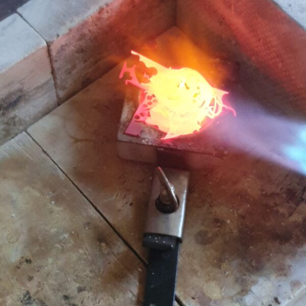 mooki jewellery flame pour melt cast